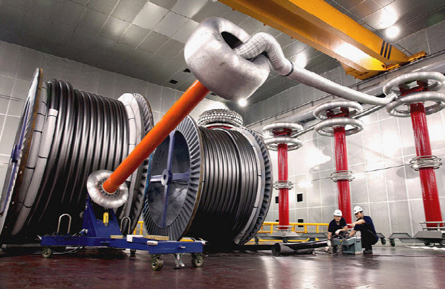LSÀü¼±, HVDC ÄÉÀÌºí »ó¿ëÈ¡¦±¹³» ÃÖ´ë »ç¾÷¿¡ ´Üµ¶°ø±Þ LSÀü¼±, HVDC ÄÉÀÌºí »ó¿ëÈ¡¦±¹³» ÃÖ´ë »ç¾÷¿¡ ´Üµ¶°ø±Þ